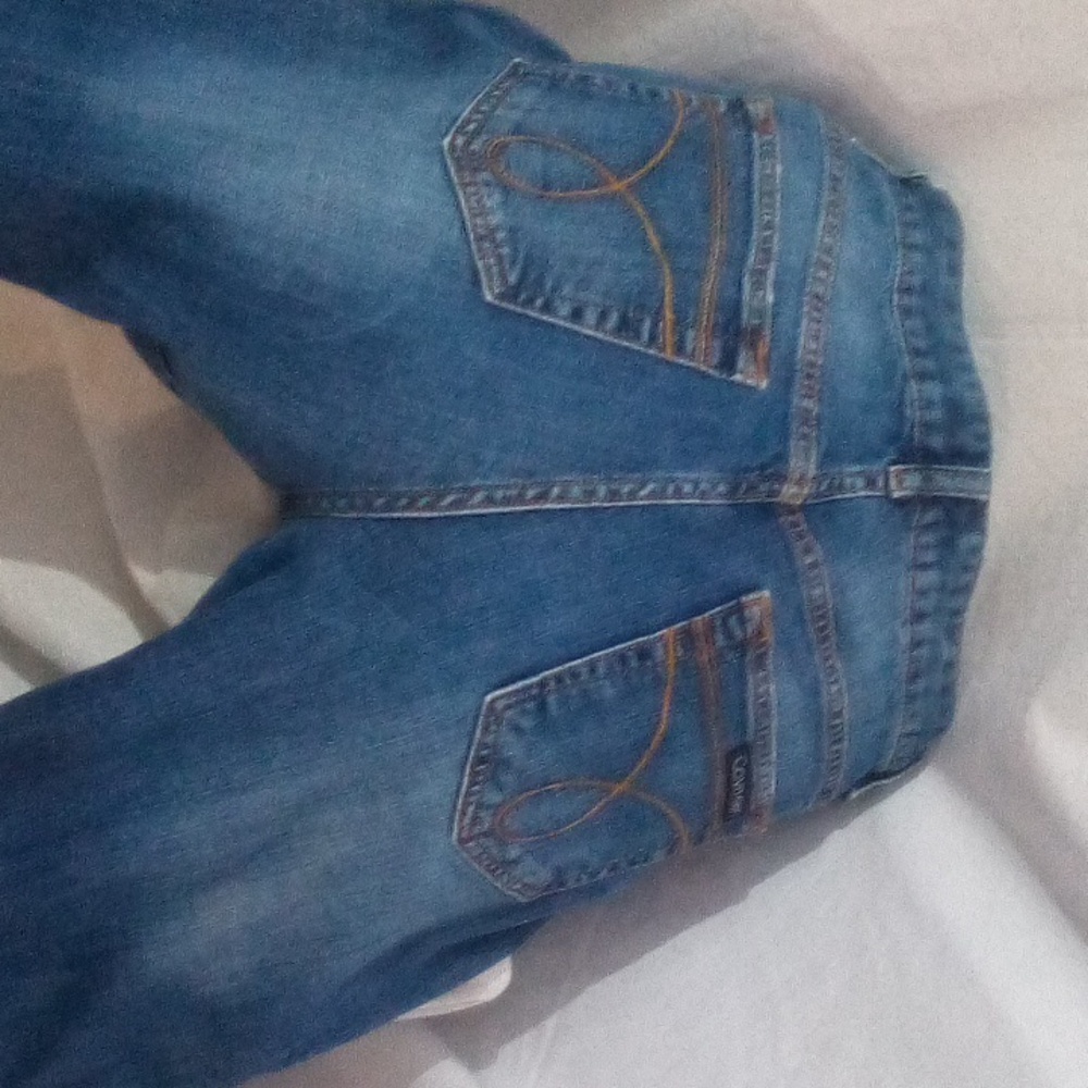 Jeans - Picture 2 of 5